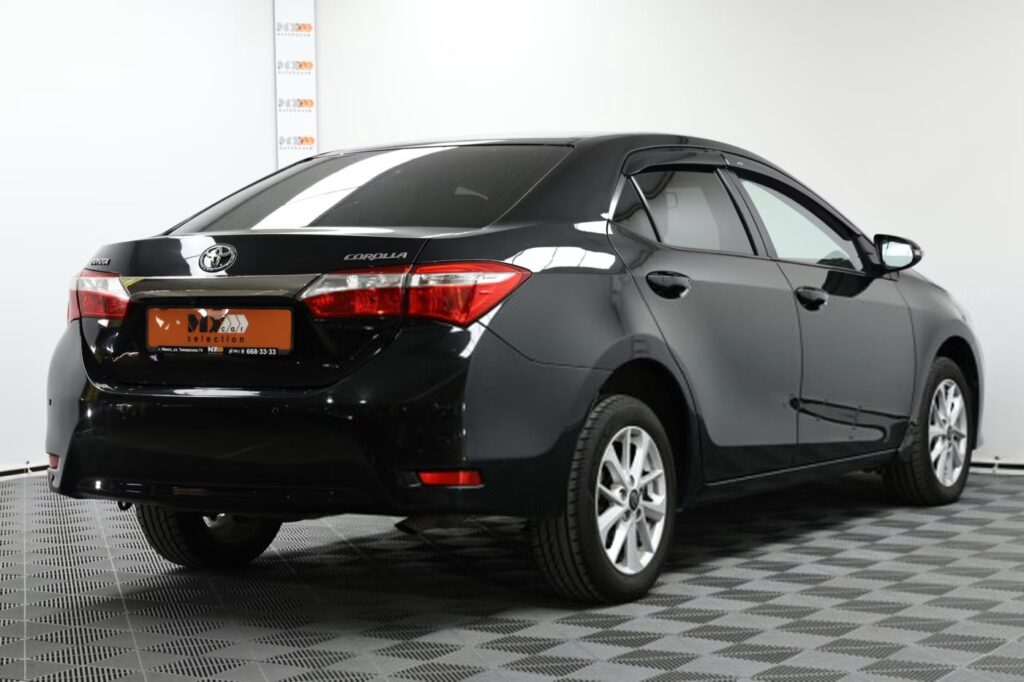 Toyota Corolla XI (E170)