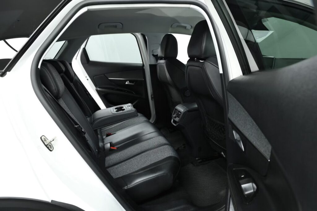 Peugeot 3008 II