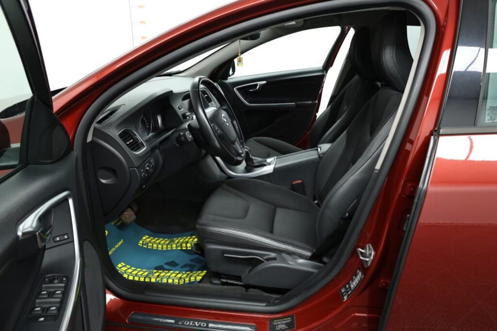 Volvo S60 II · Рестайлинг