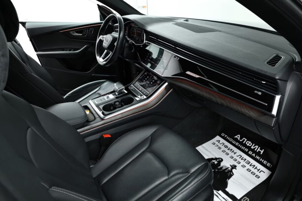 Audi Q8 I