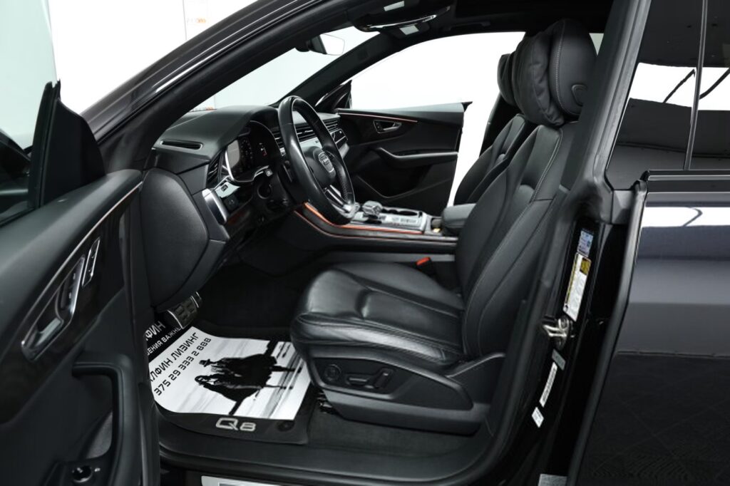 Audi Q8 I