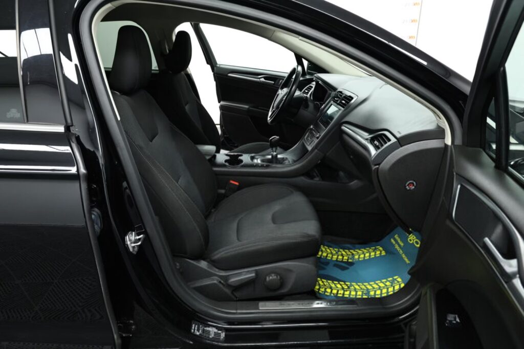 Ford Mondeo V