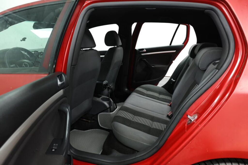 Volkswagen Golf V