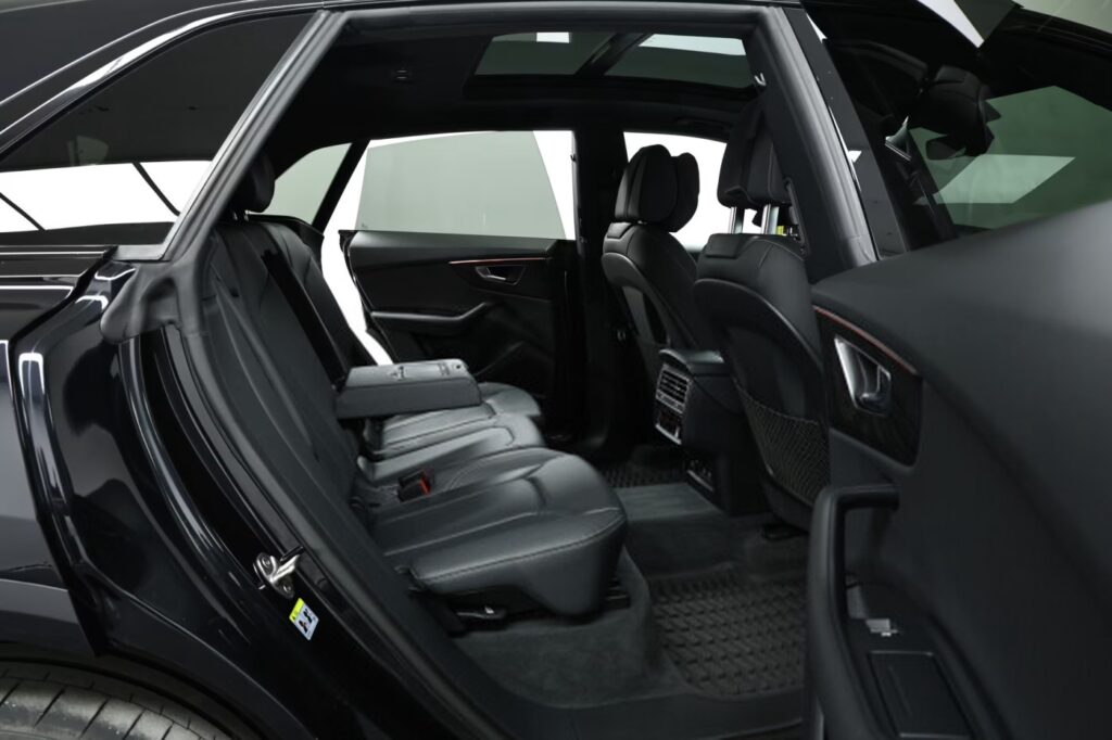 Audi Q8 I