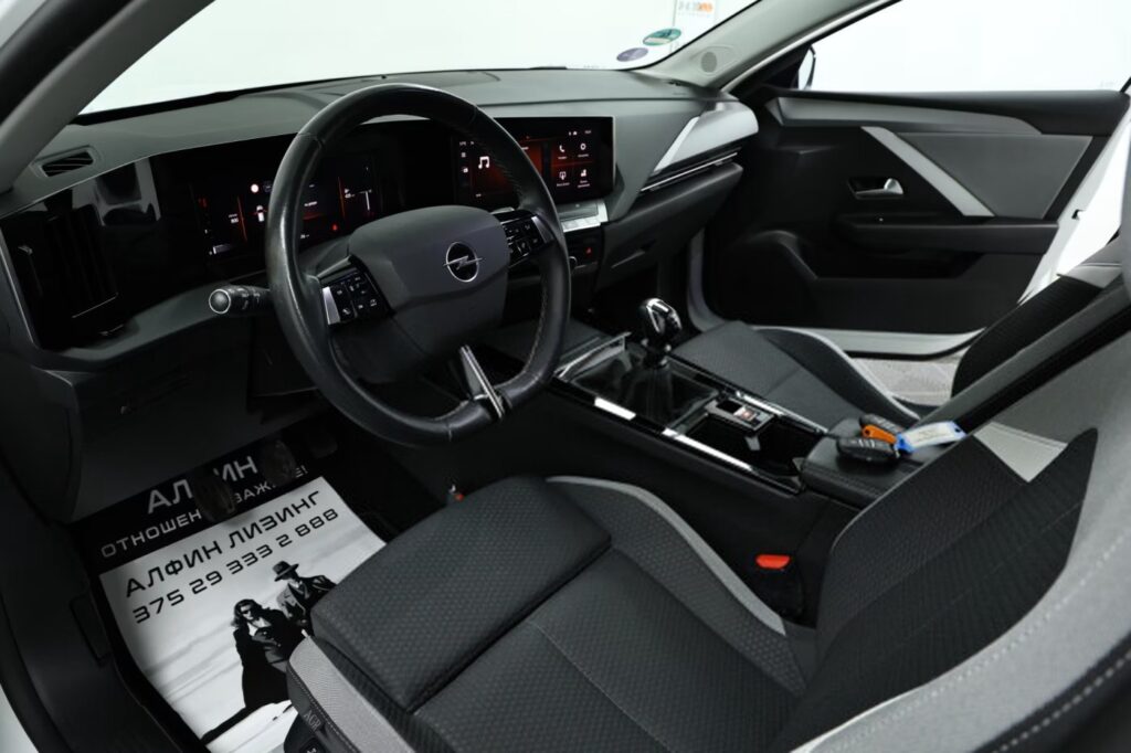 Opel Astra L