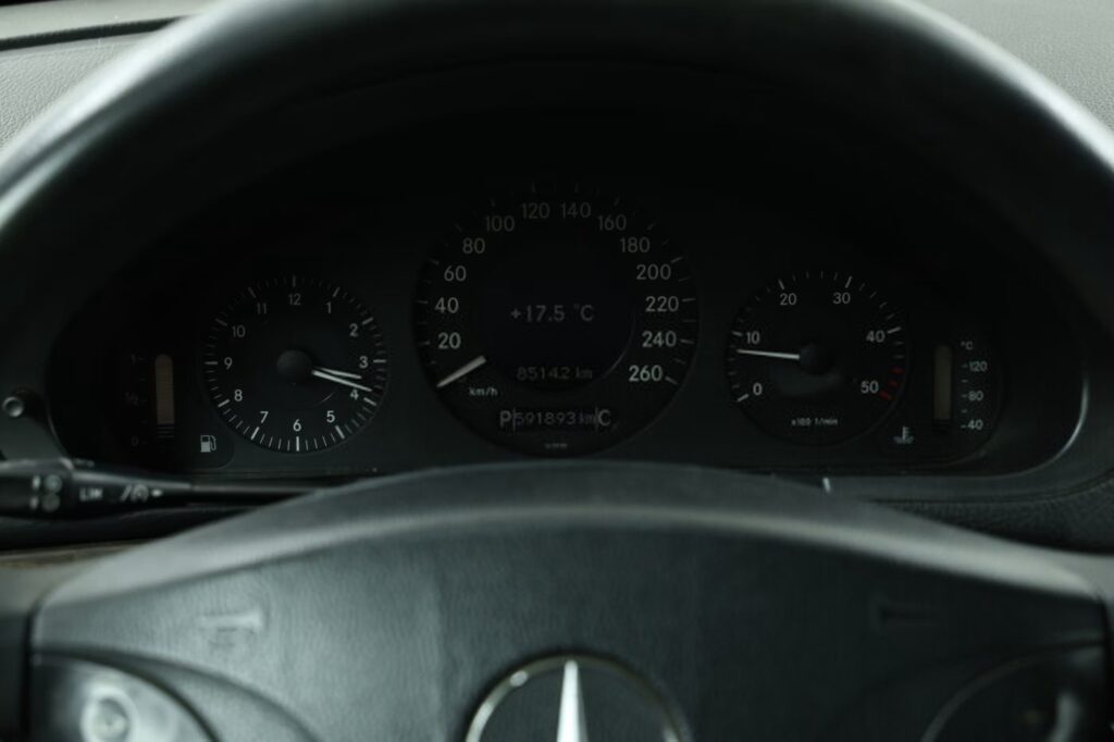 Mercedes-Benz E-Класс W211, S211