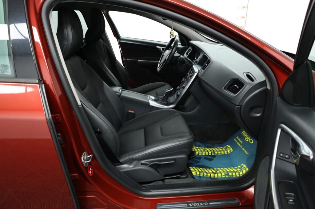 Volvo S60 II · Рестайлинг