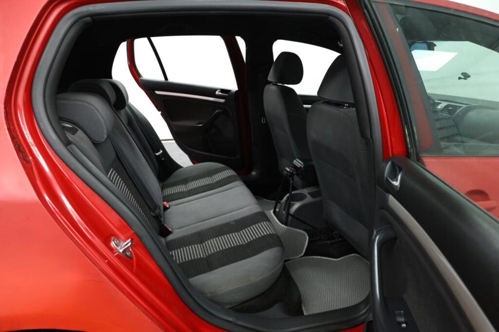 Volkswagen Golf V