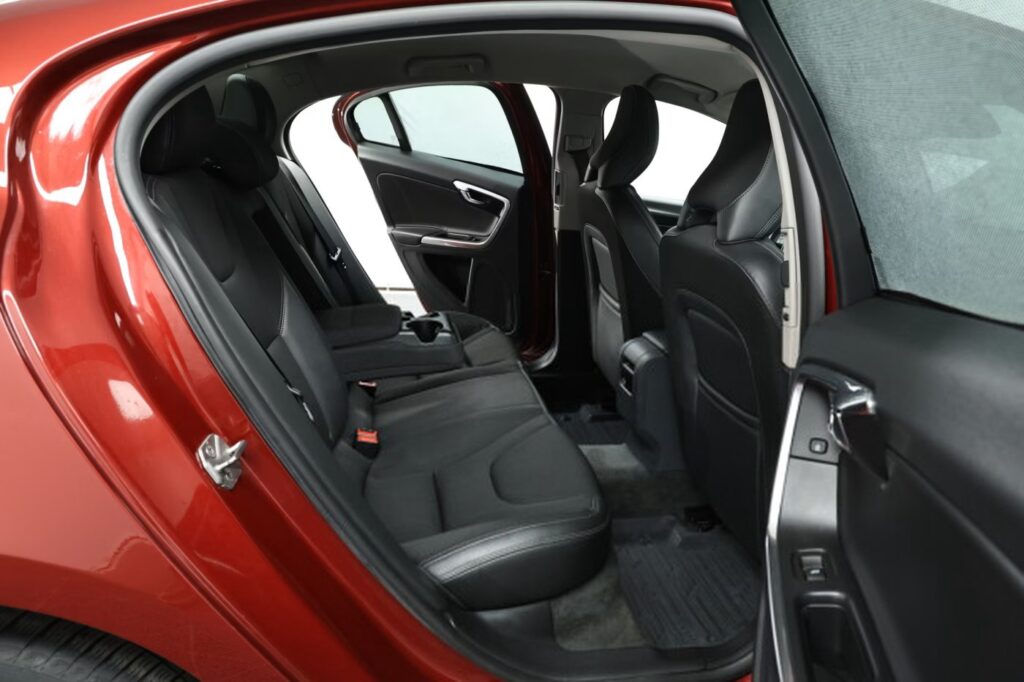 Volvo S60 II · Рестайлинг