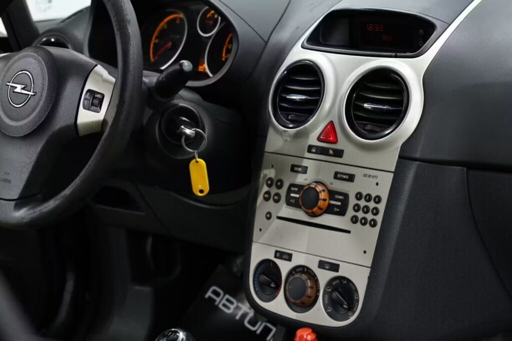 Opel Corsa D