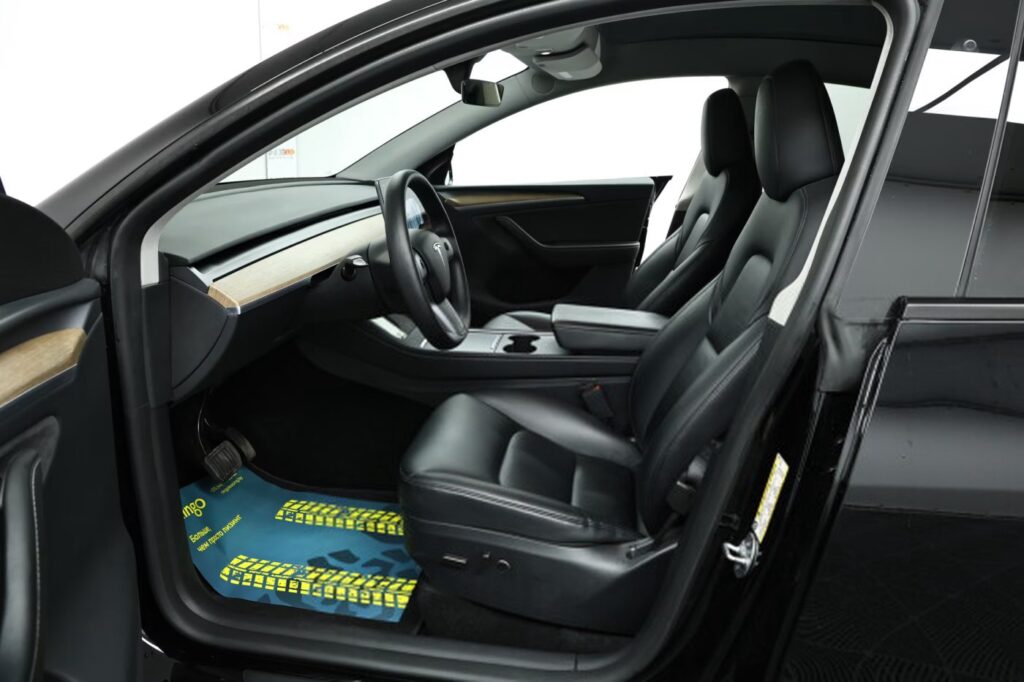 Tesla Model Y I