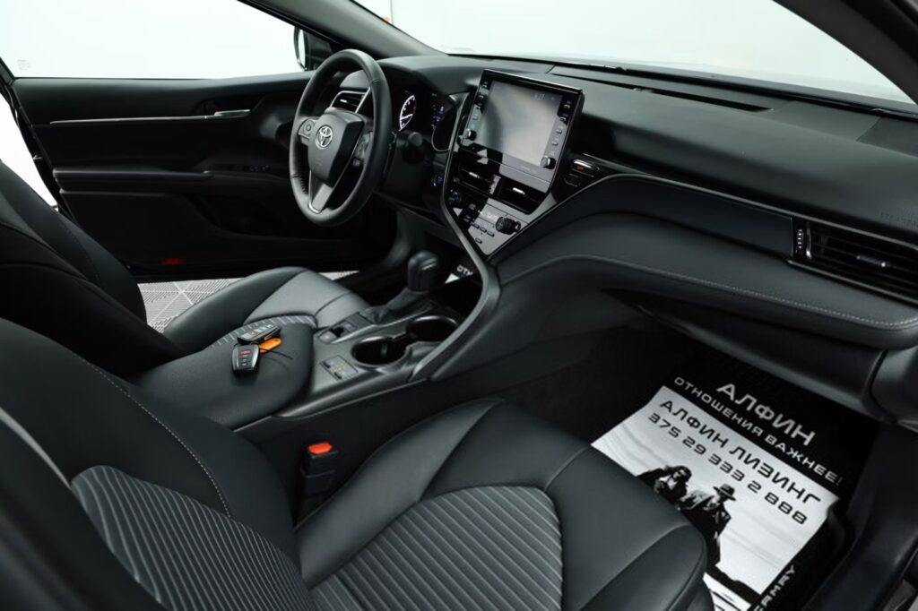 Toyota Camry XV70 · Рестайлинг
