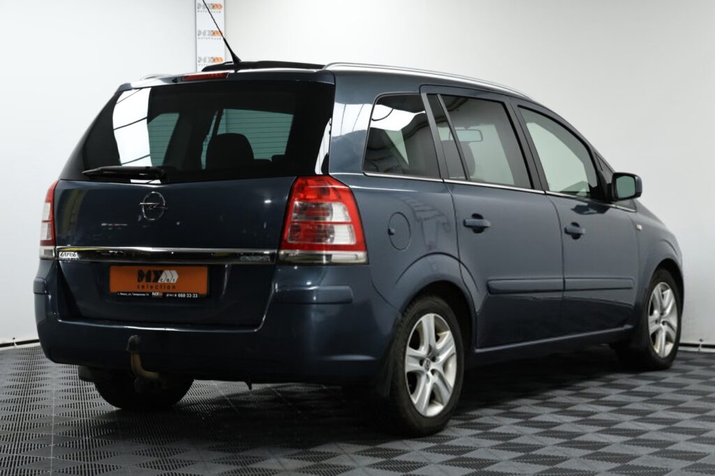 Opel Zafira B · Рестайлинг