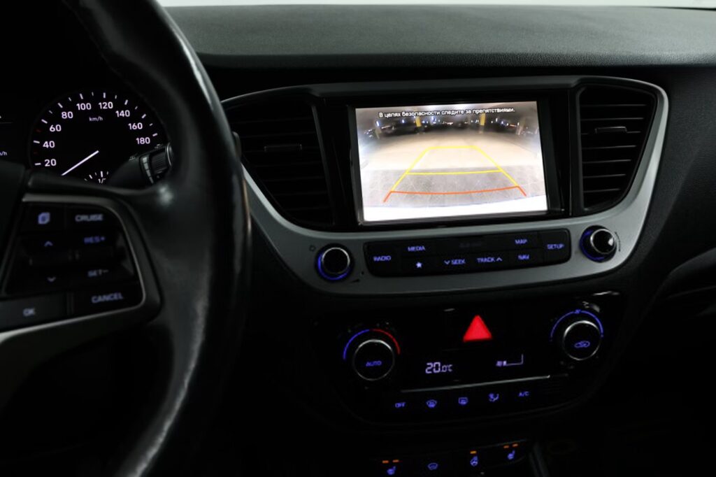 Hyundai Accent V