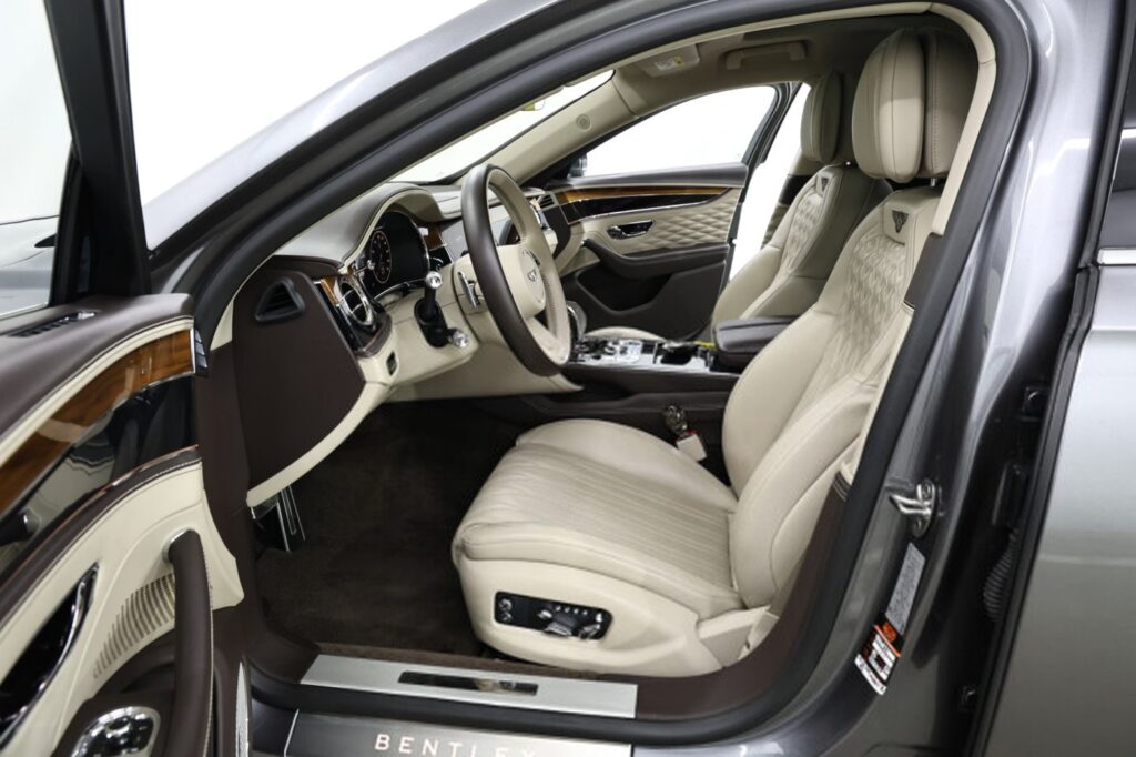 Bentley flying spur II