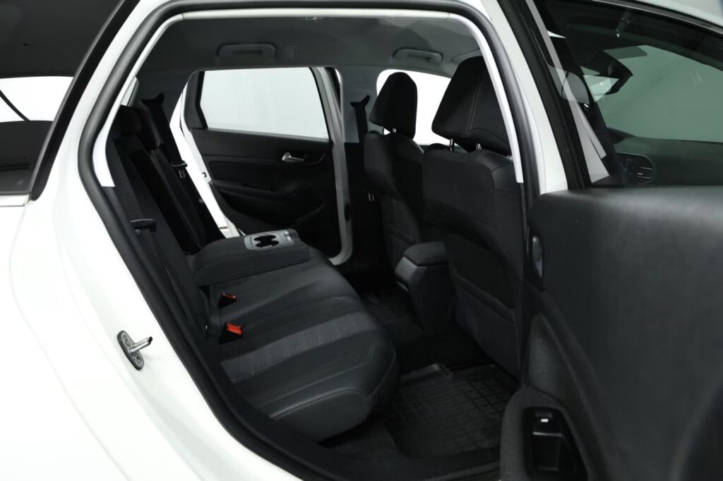 Peugeot 308 T9 · Рестайлинг