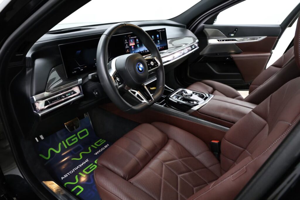 BMW i7 G70