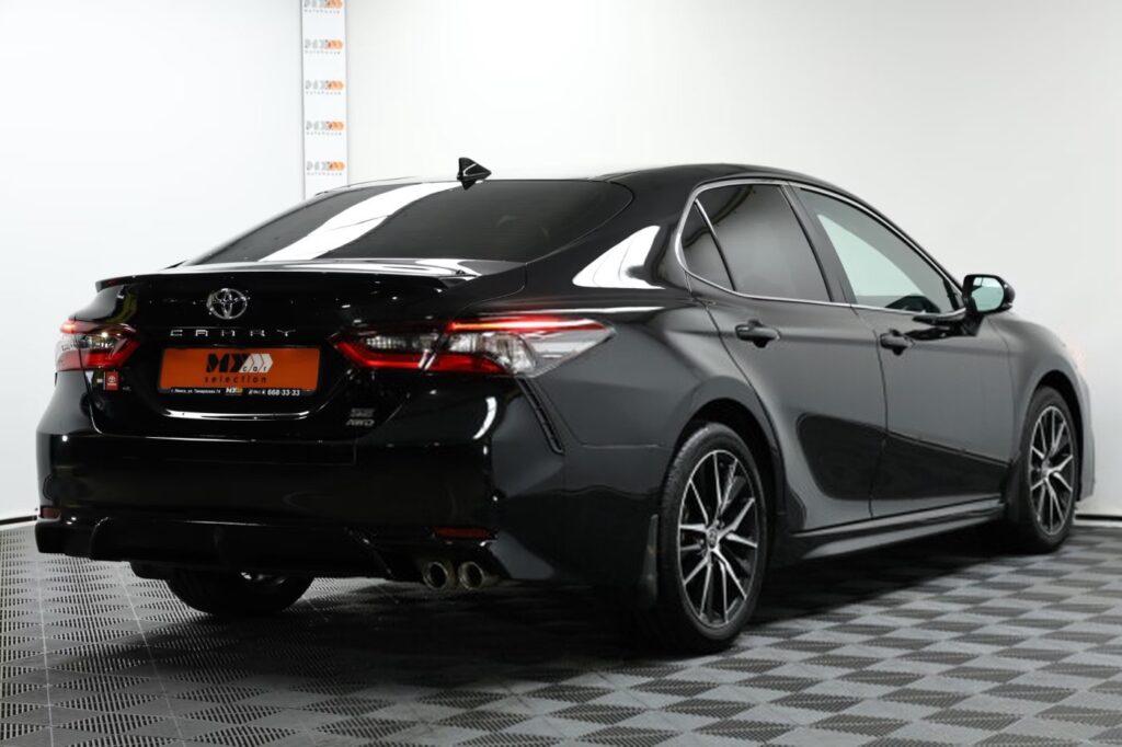 Toyota Camry XV70 · Рестайлинг