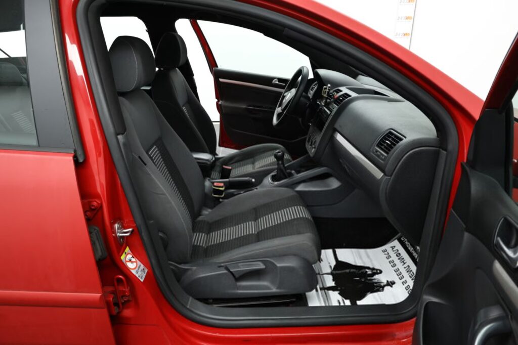 Volkswagen Golf V