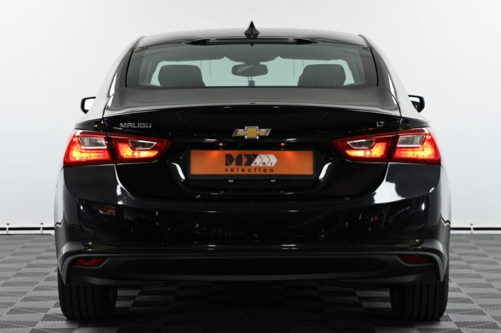 Chevrolet Malibu IX