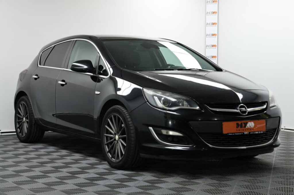 Opel Astra J · Рестайлинг